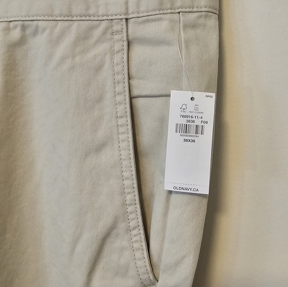 NWT men's Old Navy Lived In Chino pant - Picture 4 of 6